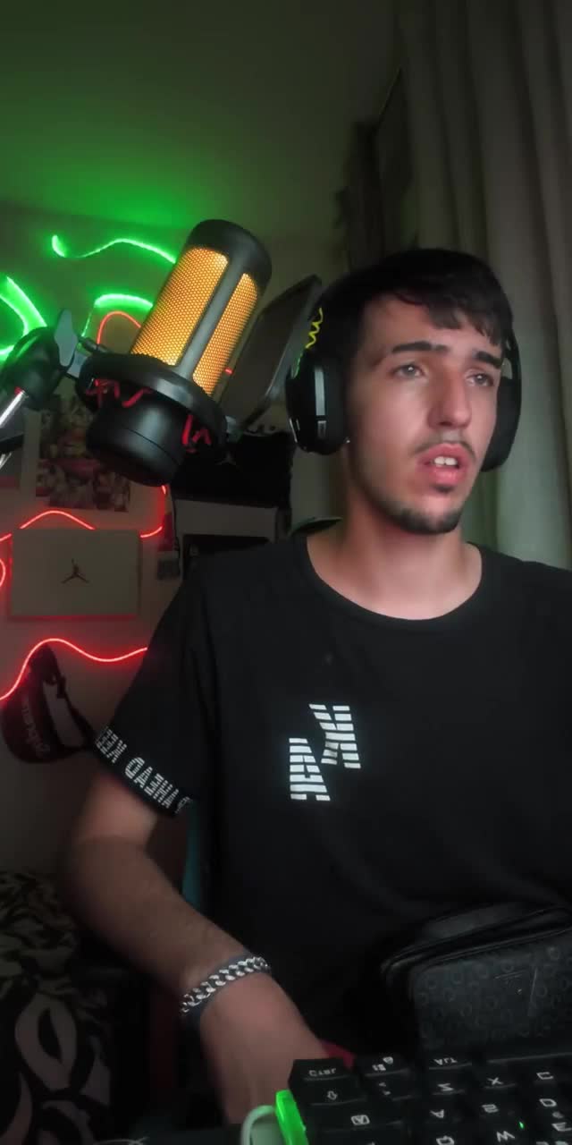 @akka.alex.05 TikTok live recording