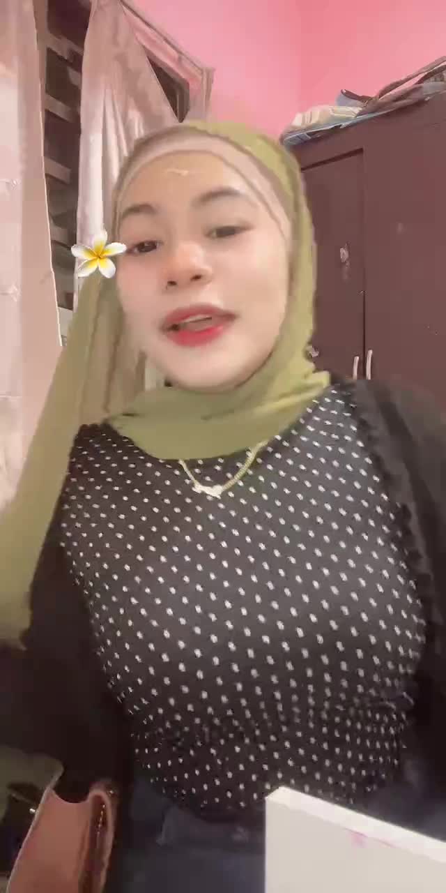 @putalea6 TikTok live recording