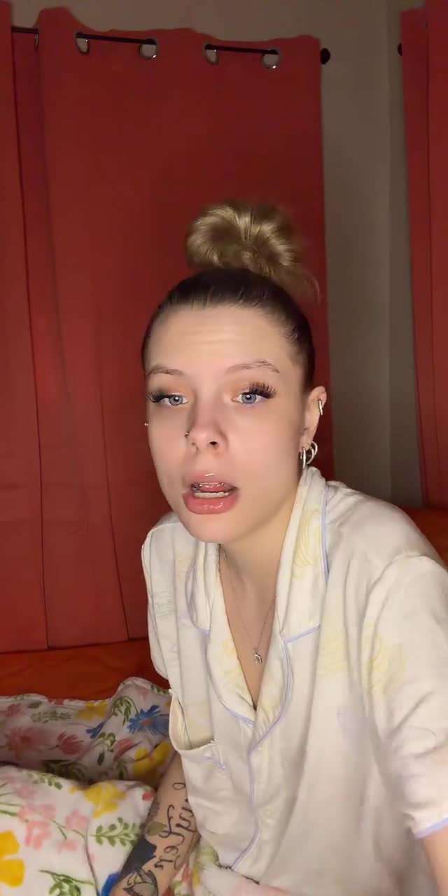 @exclusive4ellaa TikTok live recording