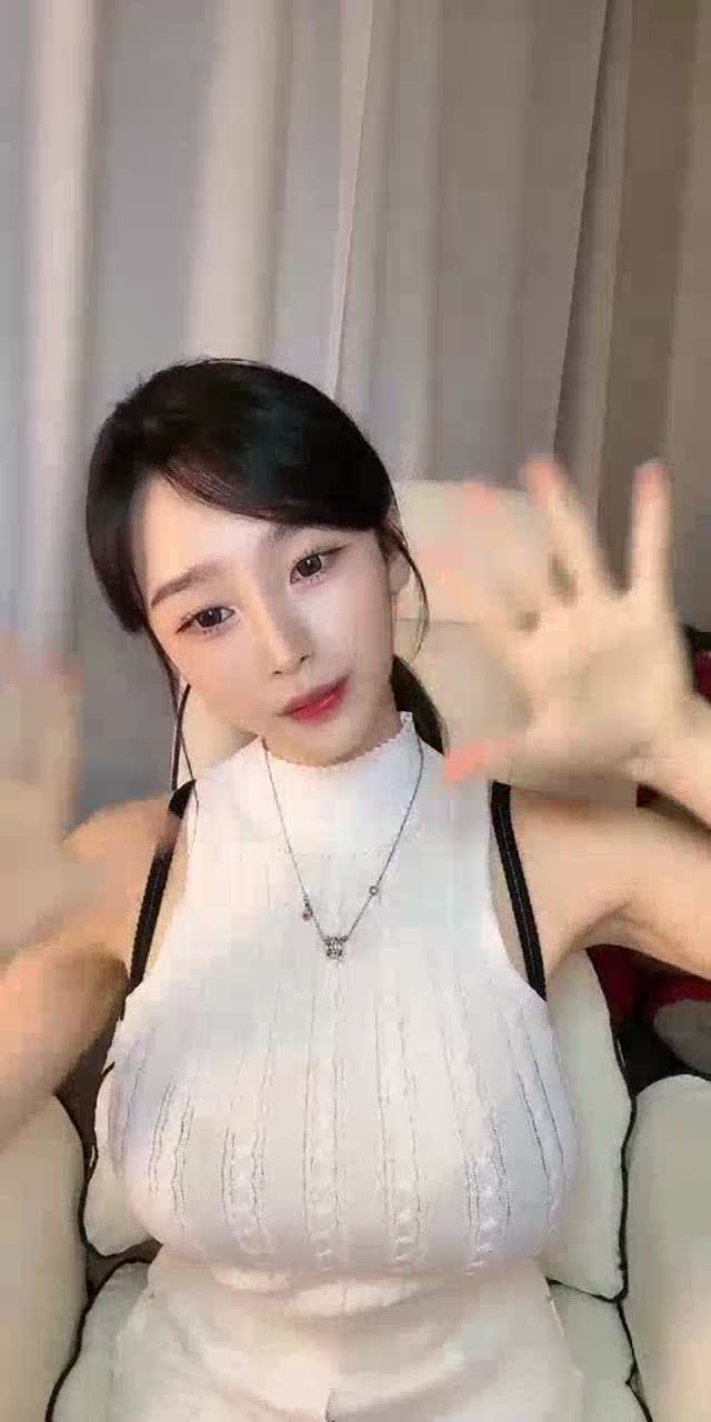 @0.1.2.4__ TikTok live recording