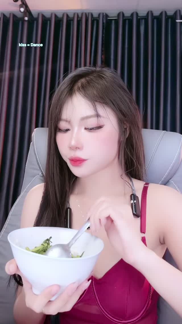 @kimanhne004 TikTok live recording