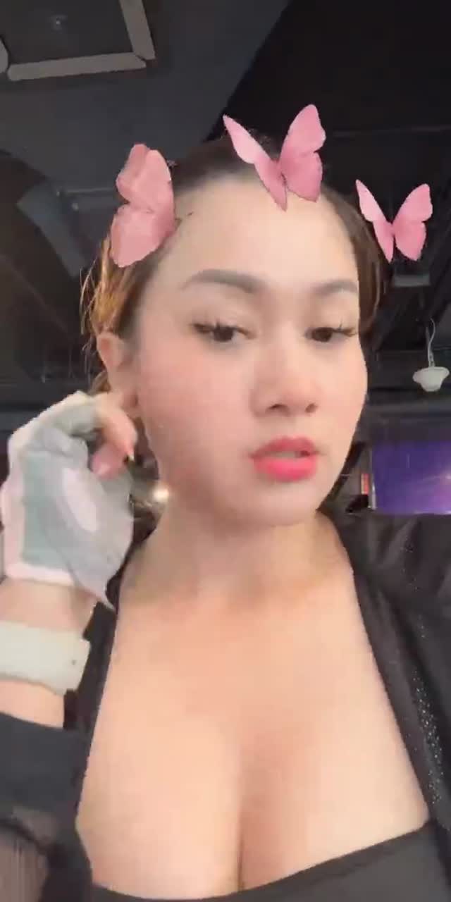 @cclyaps TikTok live recording