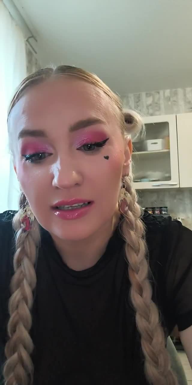 @_biblio_maniac TikTok live recording
