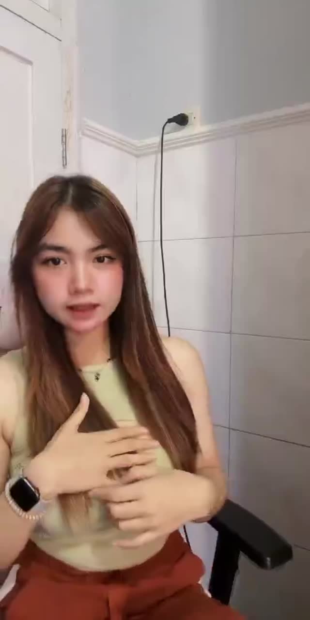 @18buttrfly__ TikTok live recording