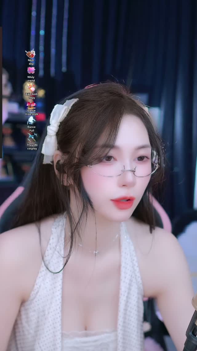 @meow.dancexinh TikTok live recording