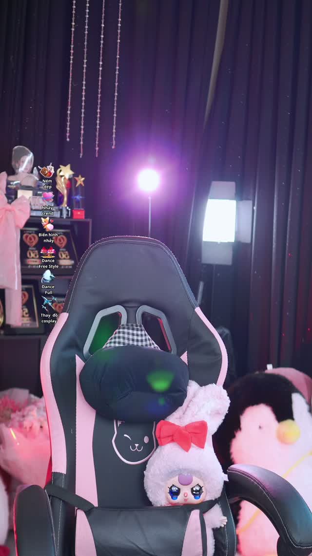 @meow.dancexinh TikTok live recording