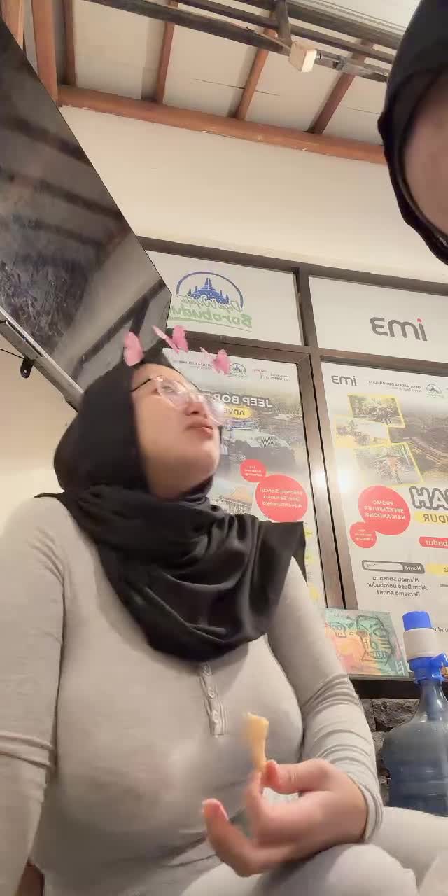 @uuubiitchhaww TikTok live recording