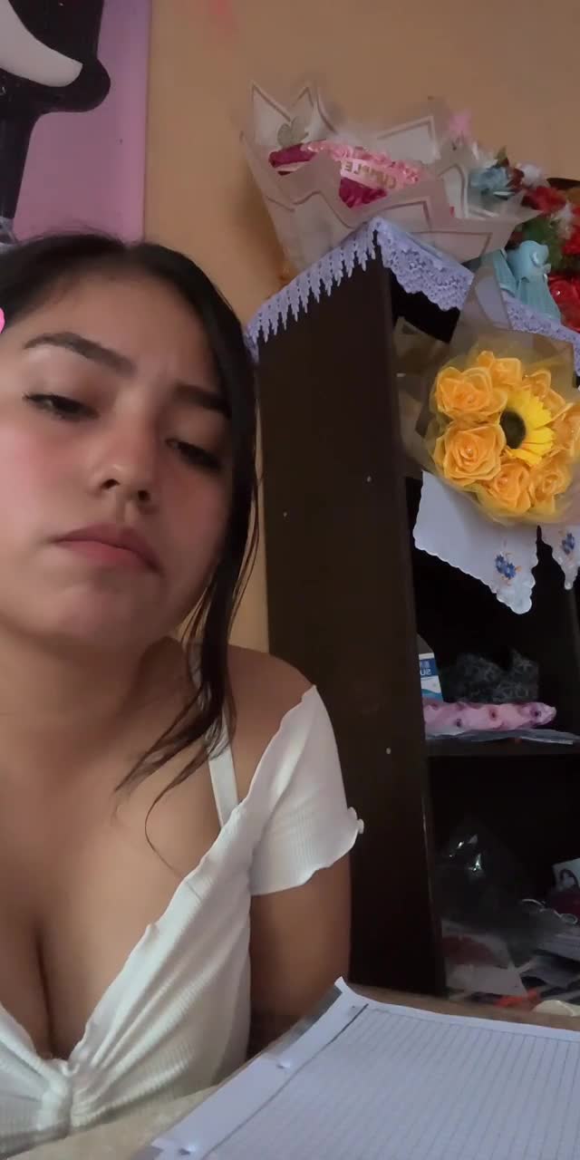 @nellyflores170 TikTok live recording