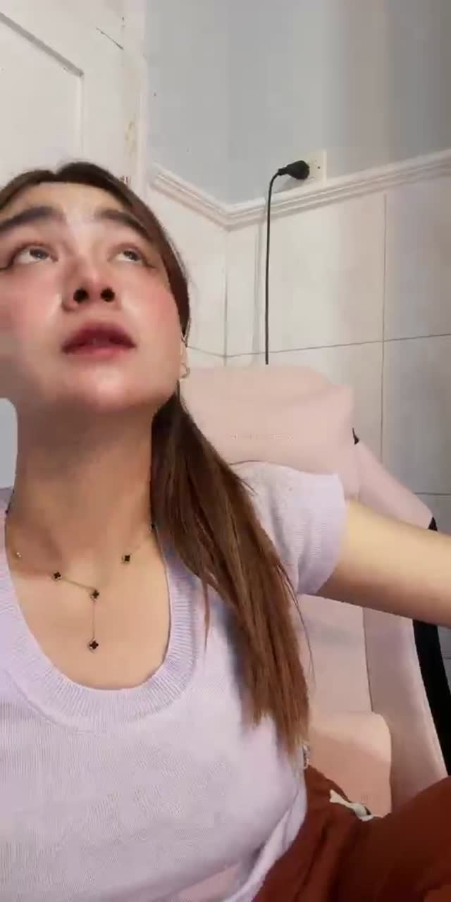 @18buttrfly__ TikTok live recording