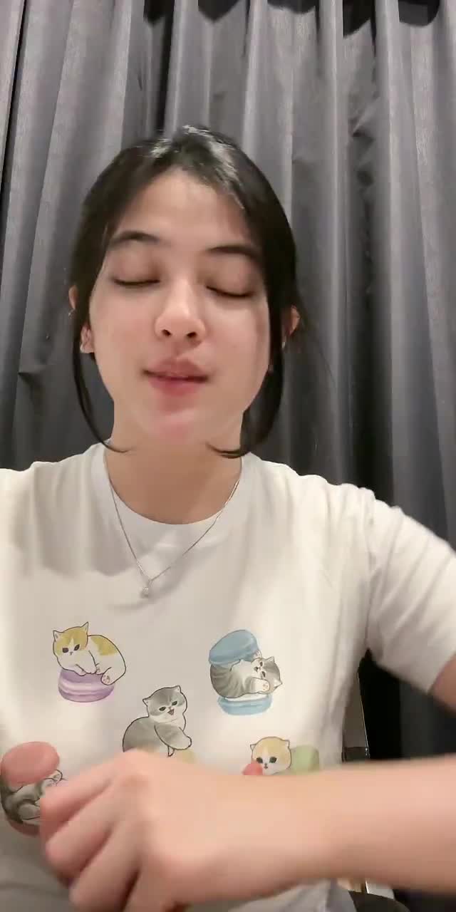 @anaasvia TikTok live recording