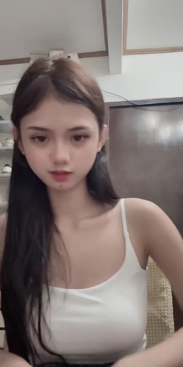 @alynreiko_ TikTok live recording