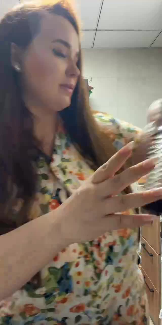 @viviennedubai TikTok live recording