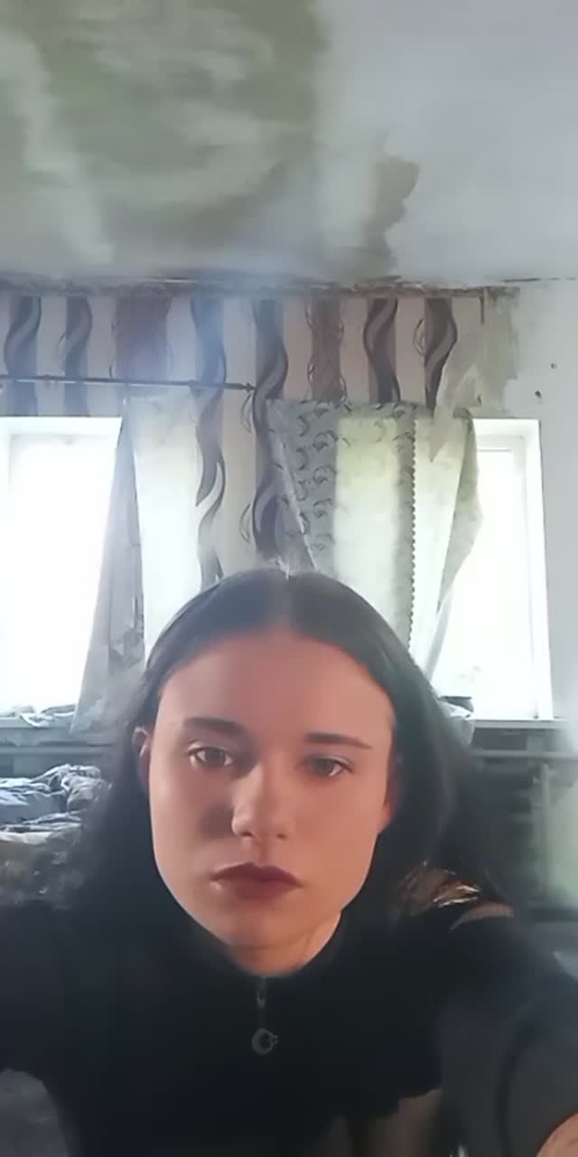 @19_vika_24 TikTok live recording