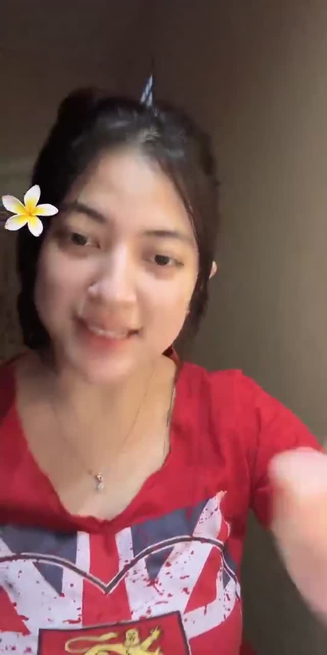 @anaasvia TikTok live recording