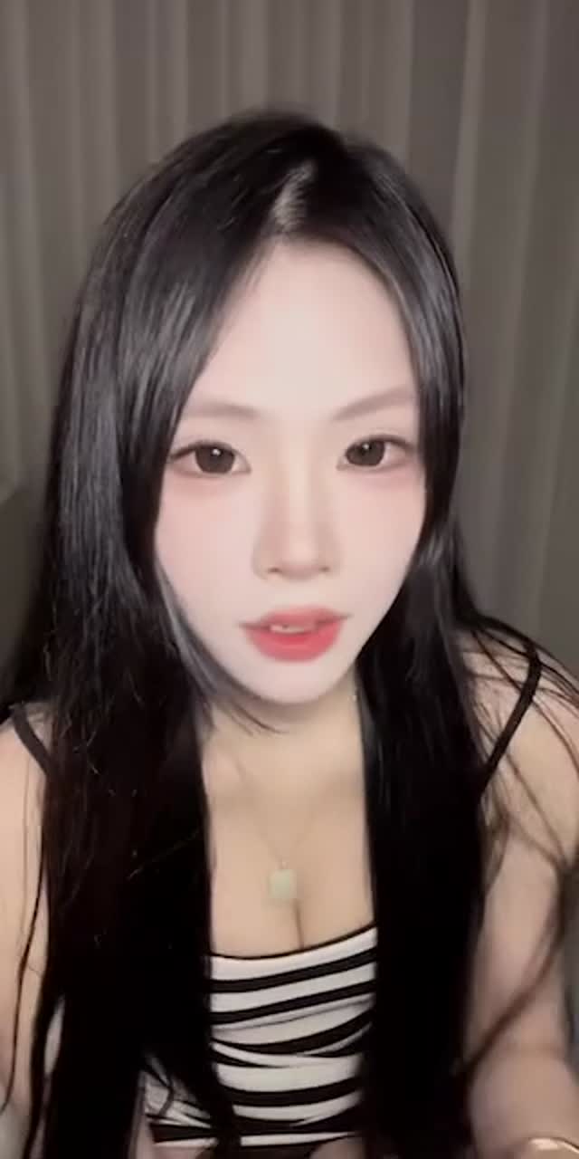 @ludddd49 TikTok live recording