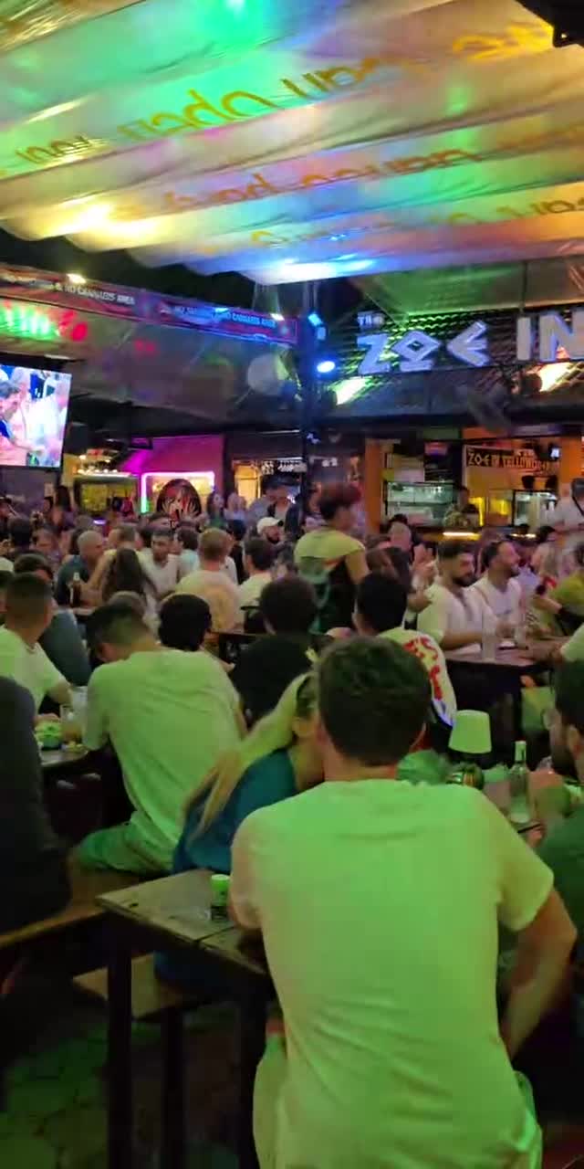 @zoeinyellow_cnx TikTok live recording