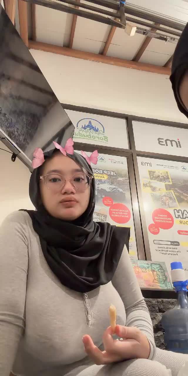@uuubiitchhaww TikTok live recording
