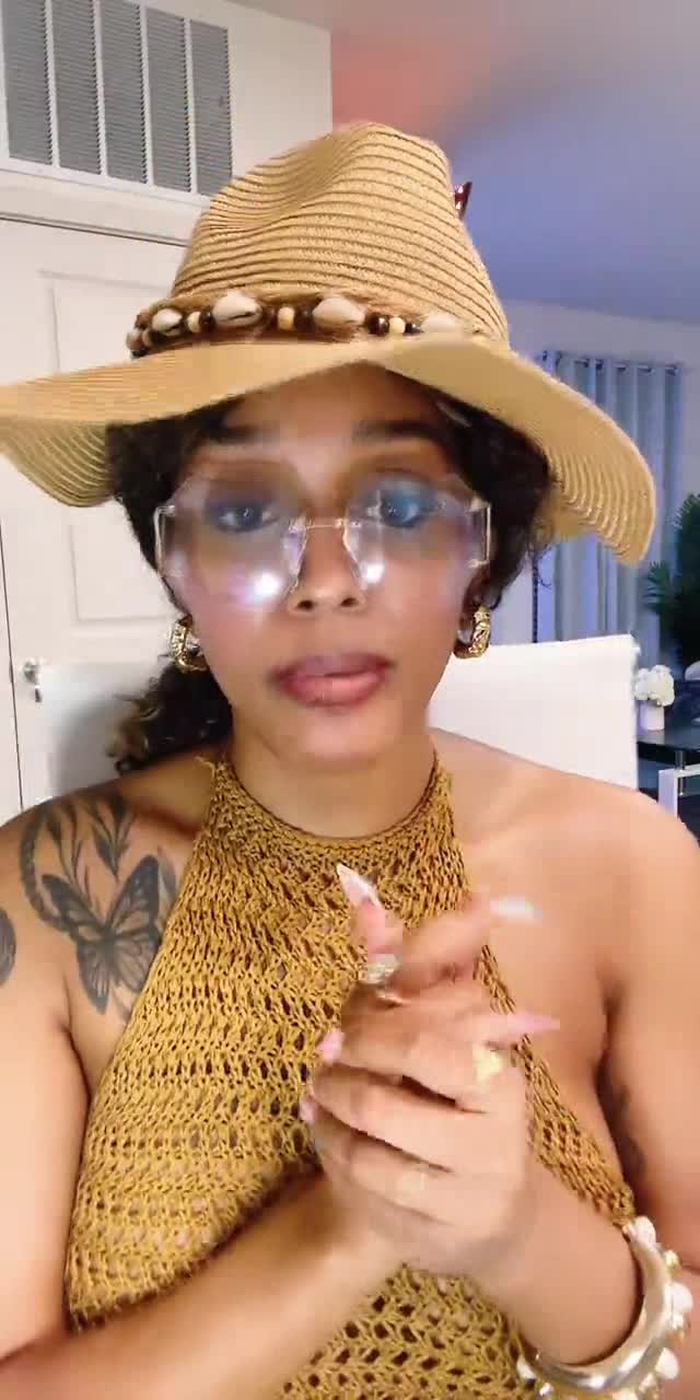 @queenxadrii TikTok live recording