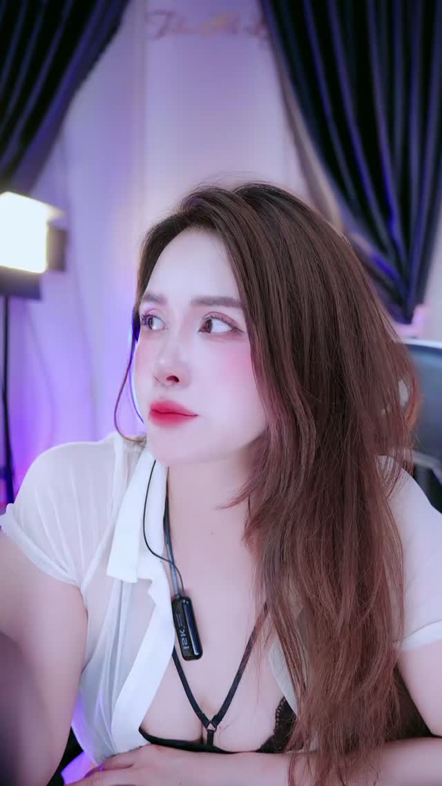 @littlefoxlovebee TikTok live recording