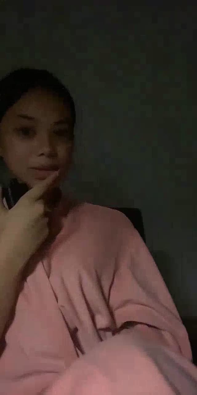 @baddiedysmorphi3 TikTok live recording