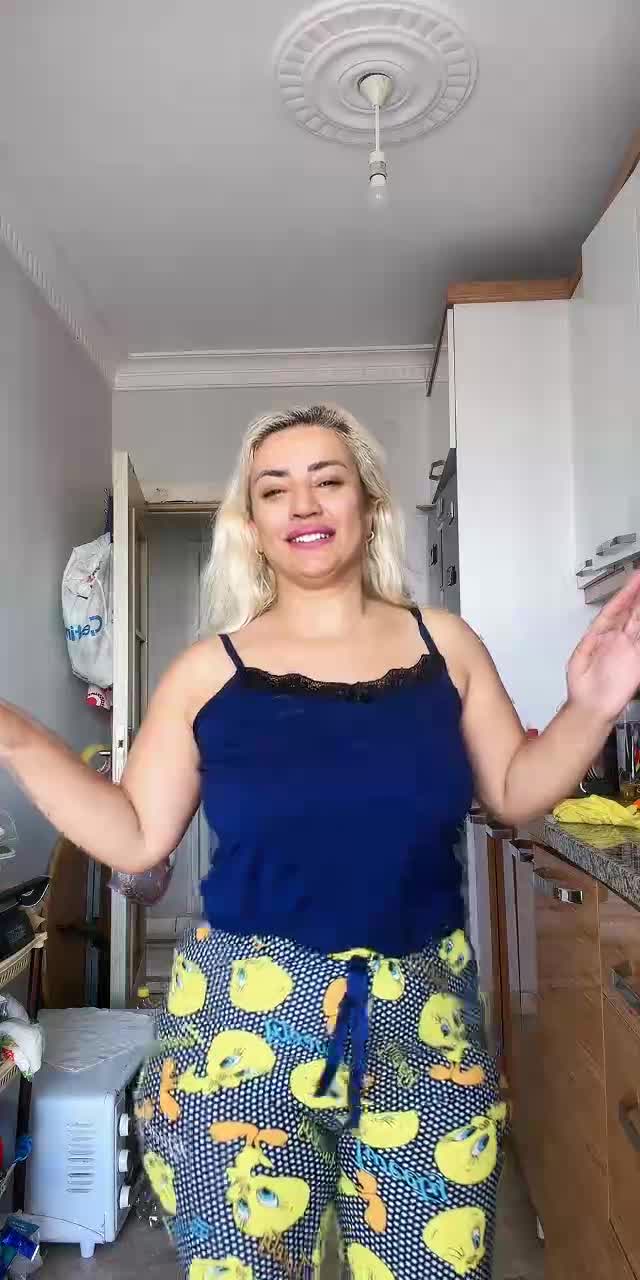 @burcuylaeglencelizumba TikTok live recording