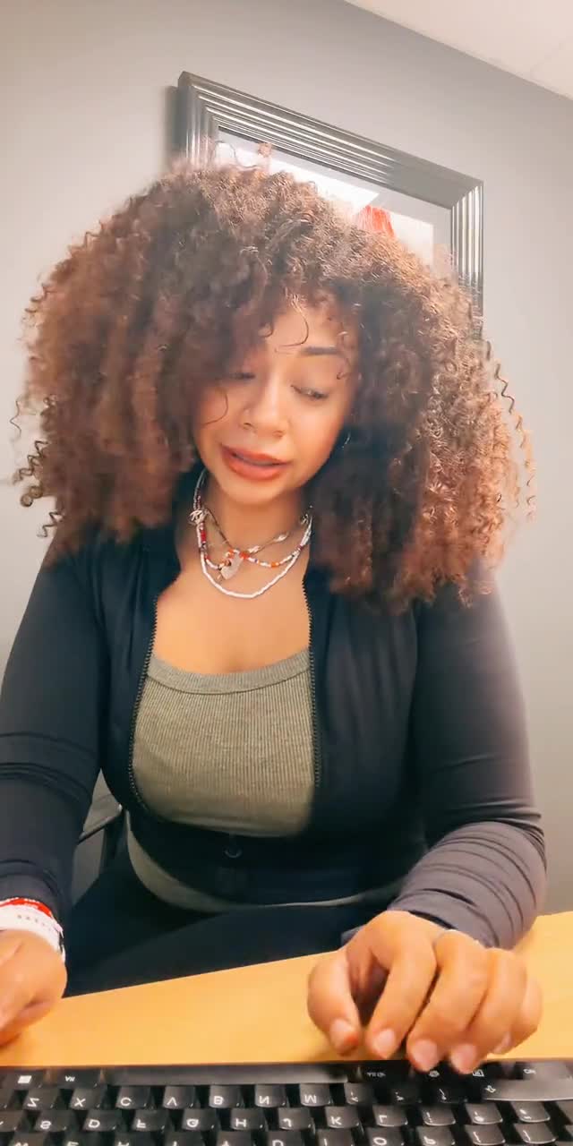 @ultimate_glutes_pump TikTok live recording