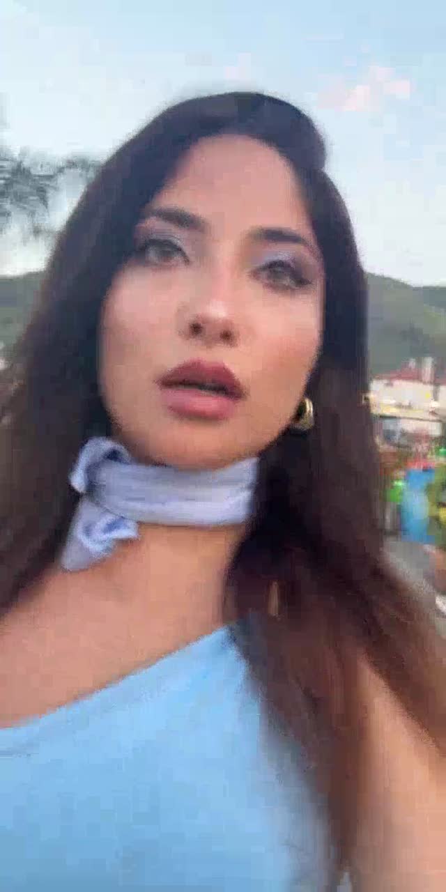 @alyena080 TikTok live recording