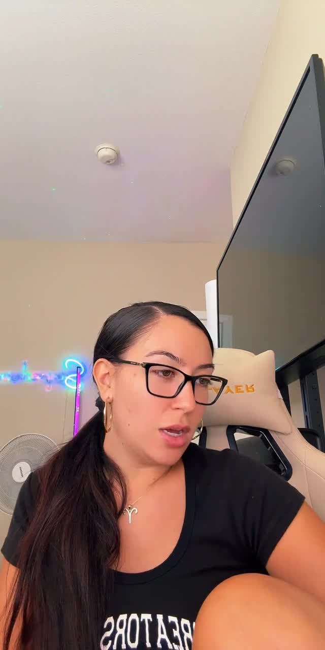 @itsjessicavanessa TikTok live recording