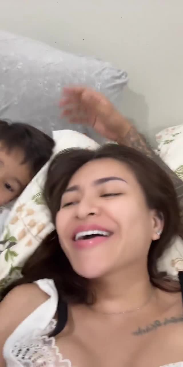 @nathalieholscher14 TikTok live recording