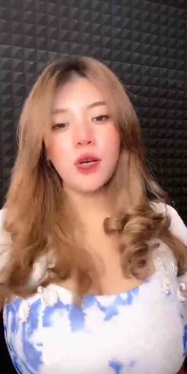 @risnana021 TikTok live recording
