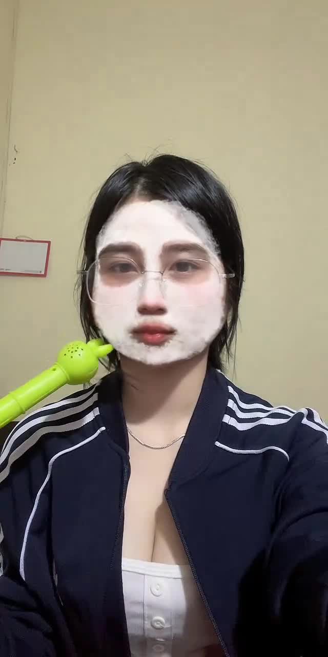 @anlynh14 TikTok live recording