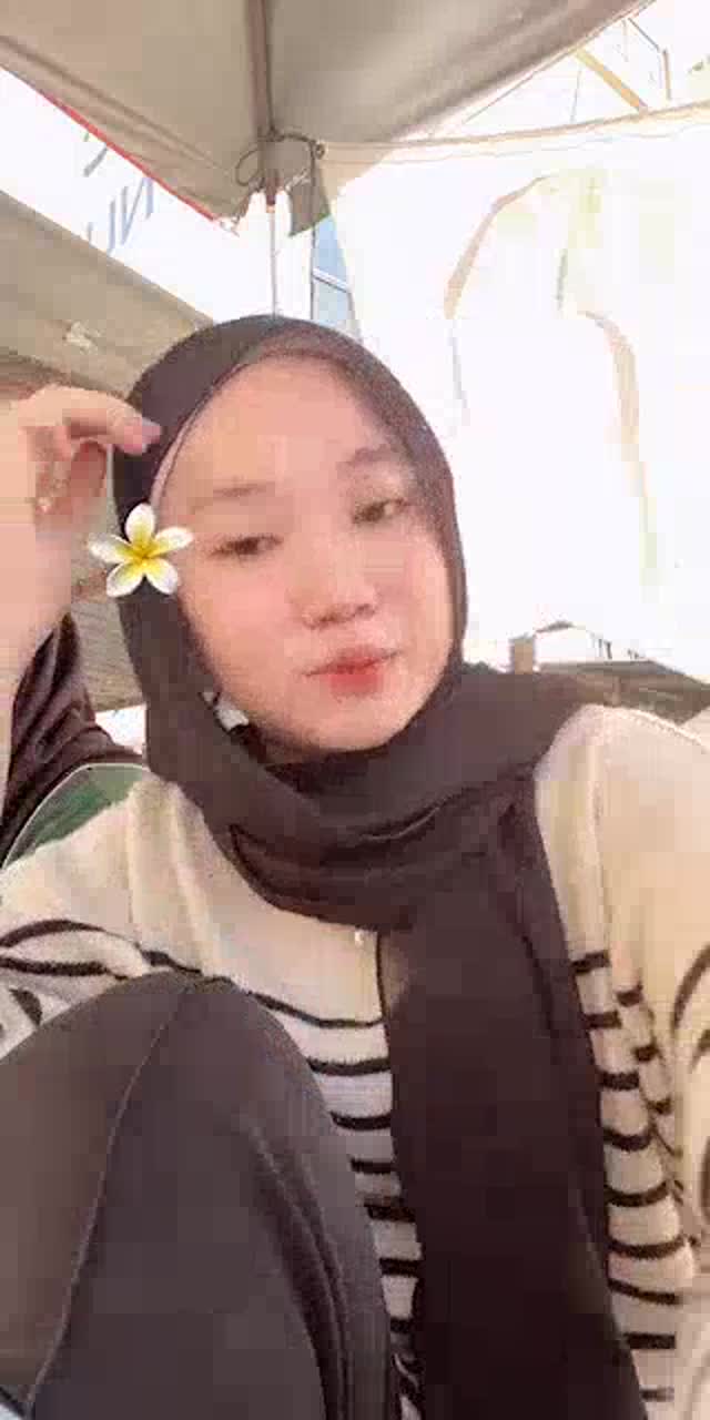 @222putry TikTok live recording