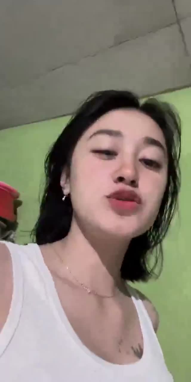 @melladia12 TikTok live recording