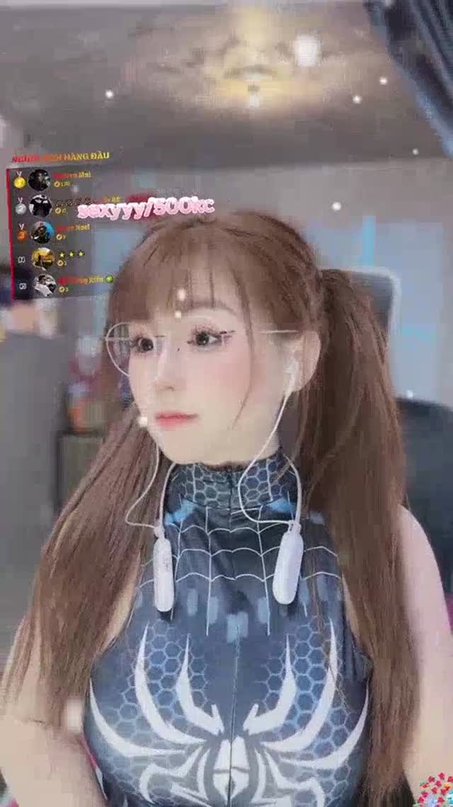 @mlem_hen_gap_lai TikTok live recording