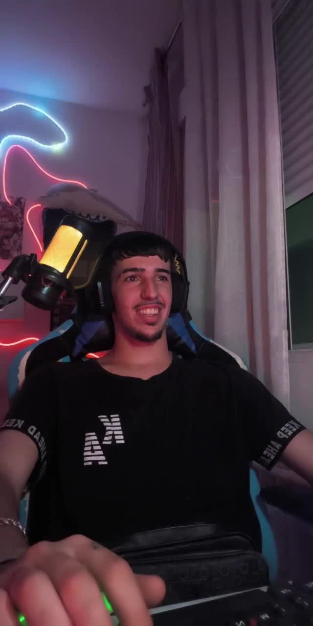 @akka.alex.05 TikTok live recording