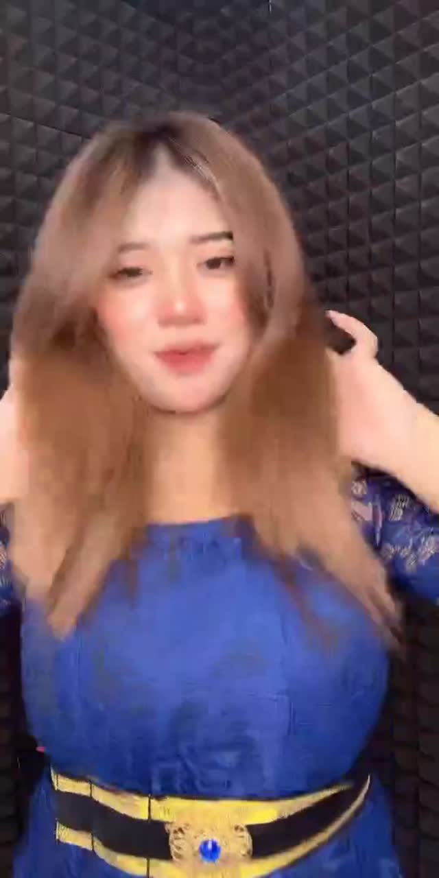 @risnana021 TikTok live recording