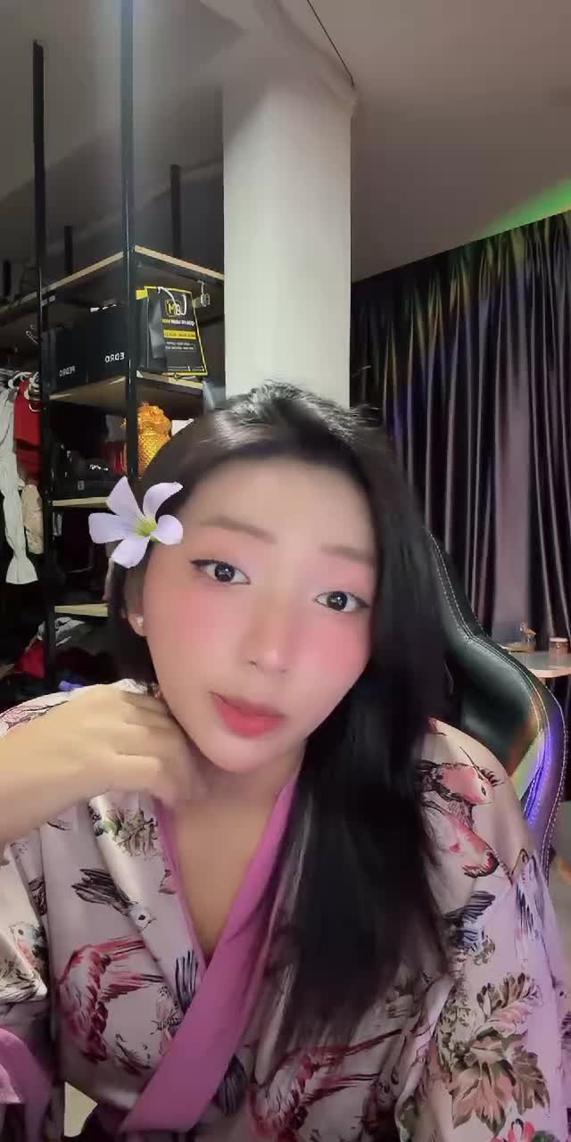@hyne220400 TikTok live recording