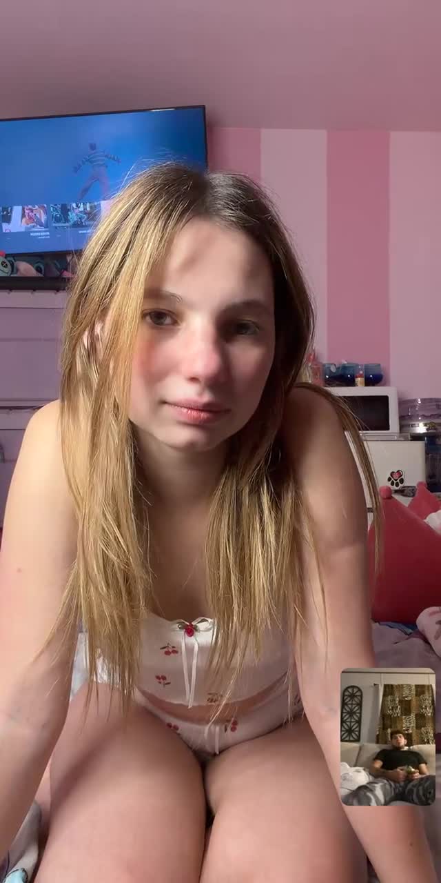 @badbitch42004 TikTok live recording