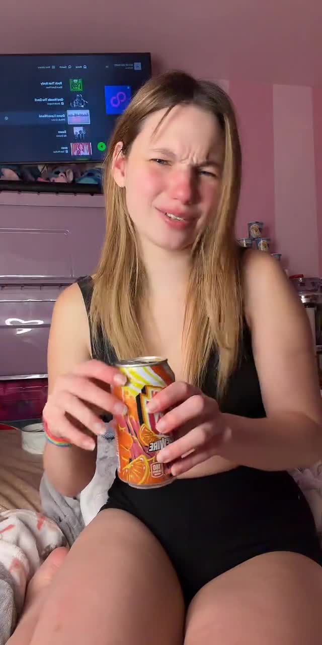 @badbitch42004 TikTok live recording