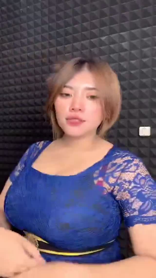 @risnana021 TikTok live recording