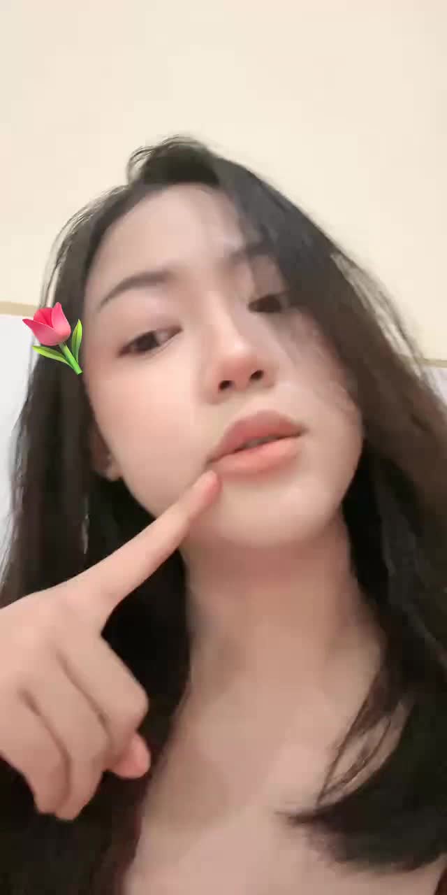 @nikkii_.19 TikTok live recording
