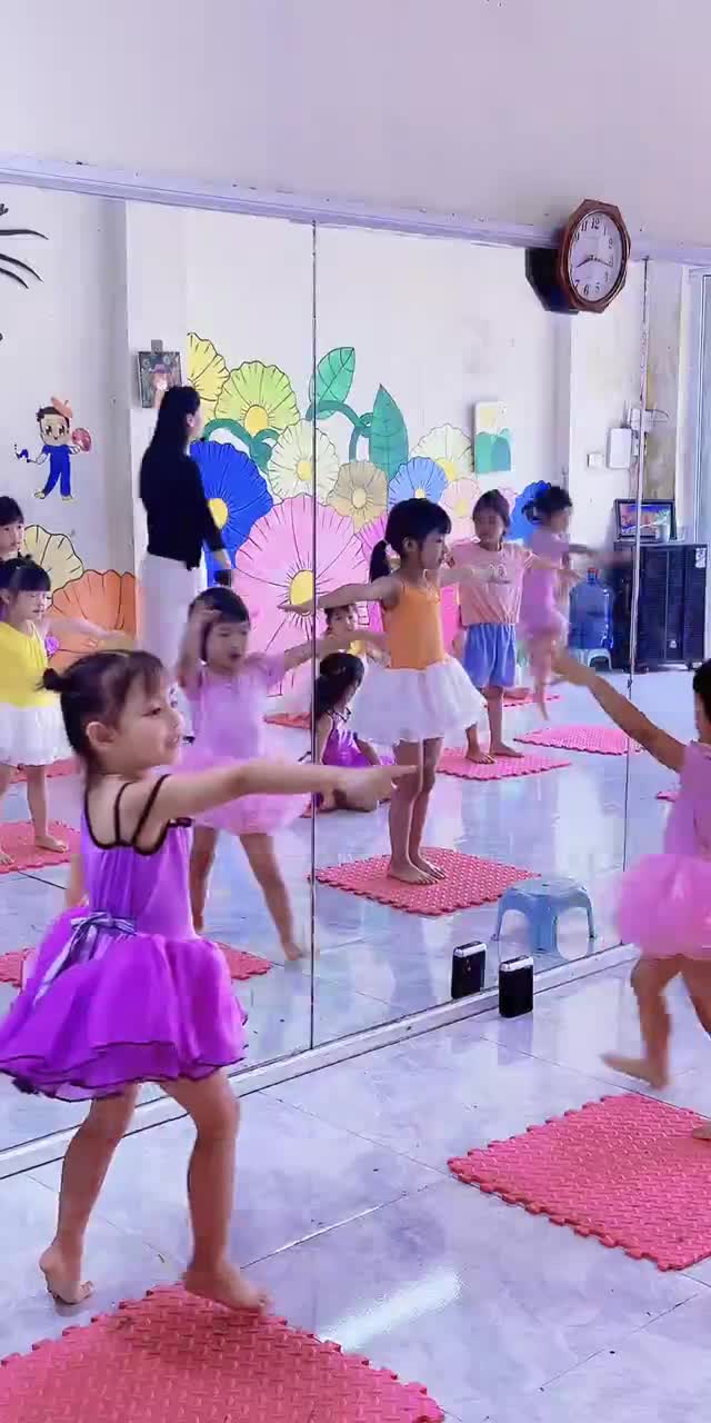 @un_in_2024 TikTok live recording
