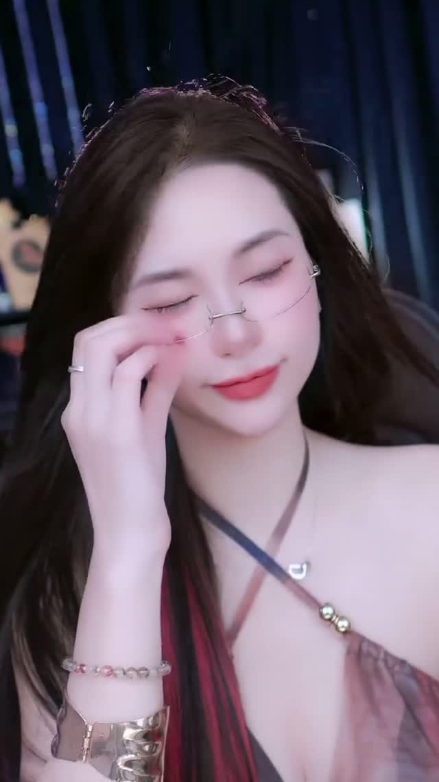 @meow.dancexinh TikTok live recording