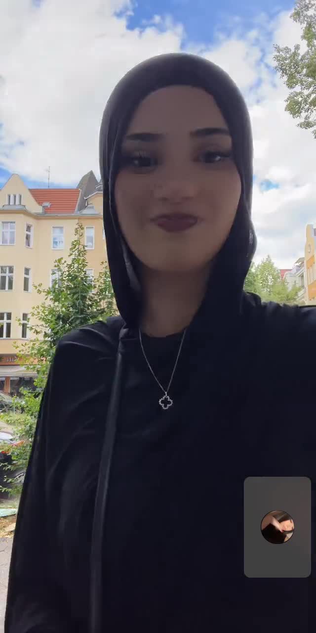 @safiya_bln4 TikTok live recording