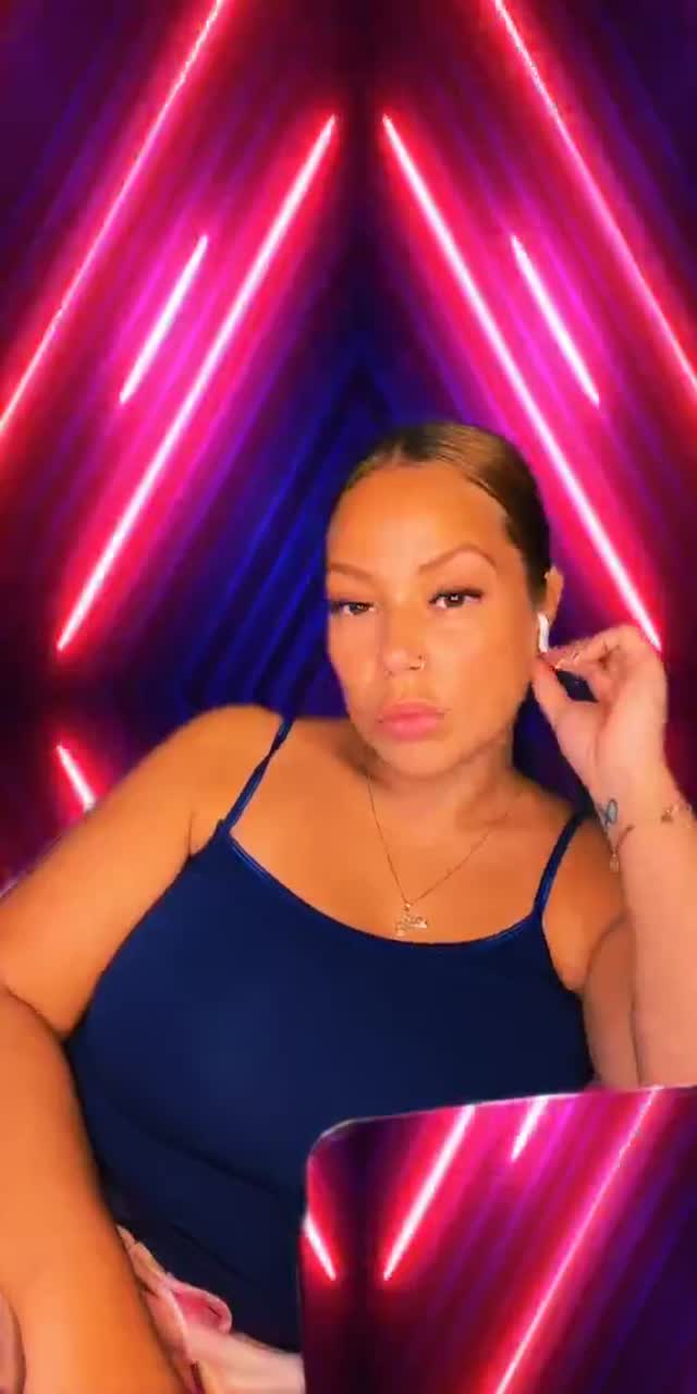 @suleereviews TikTok live recording