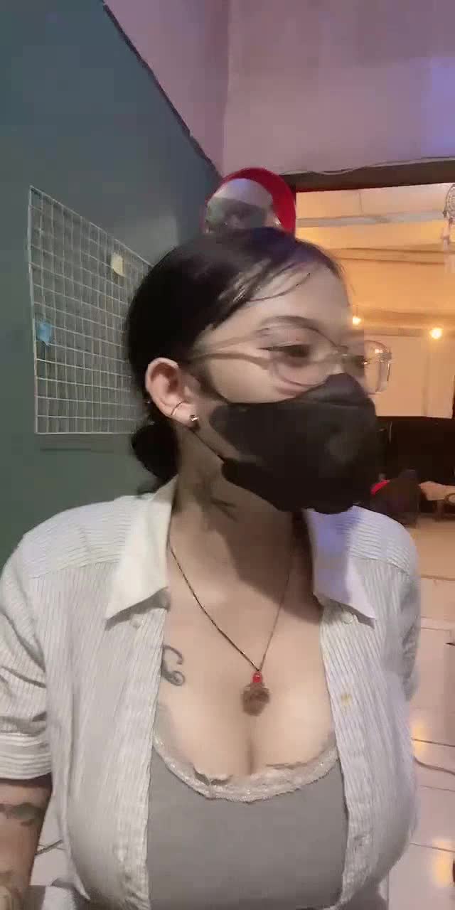 @eciiiia_