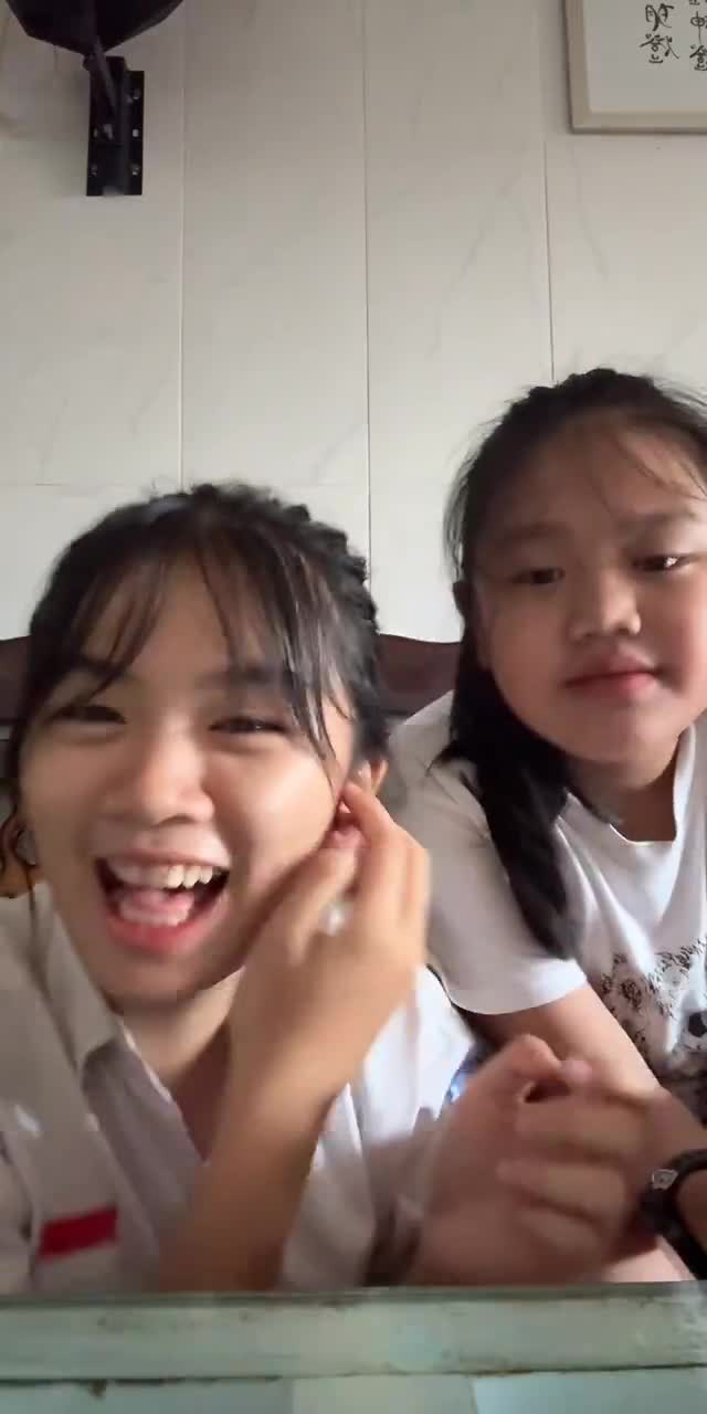 @valencia.olivia3 TikTok live recording