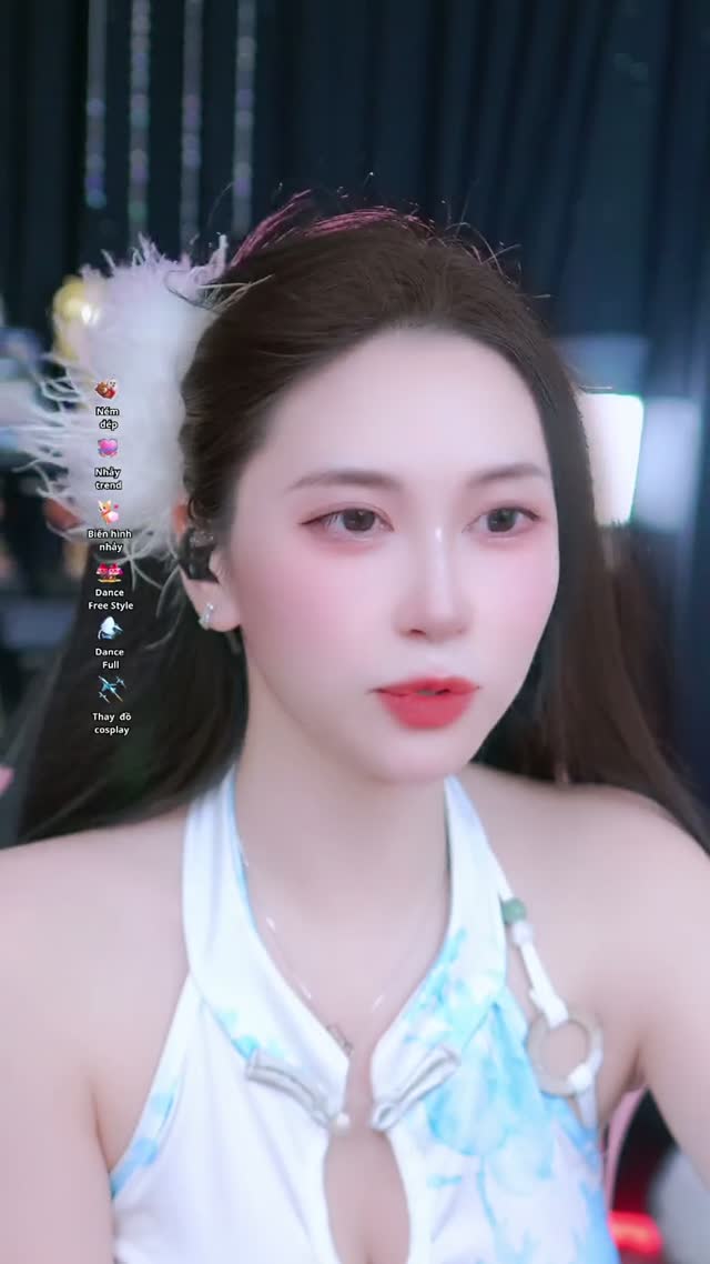 @meow.dancexinh TikTok live recording