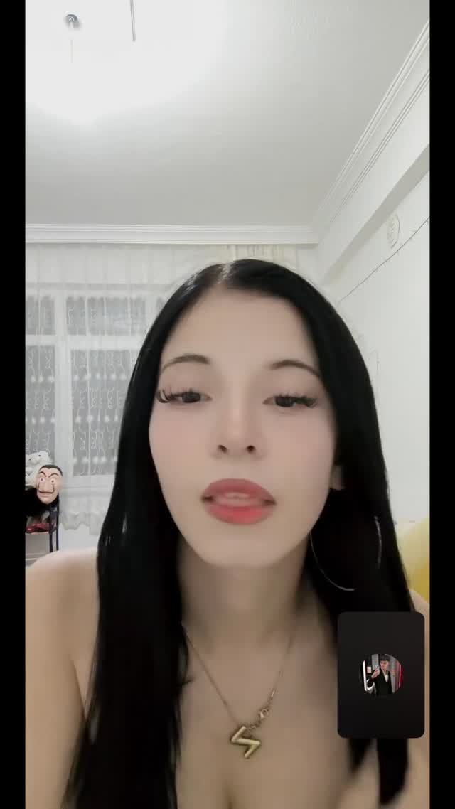 @barbiezeyy TikTok live recording