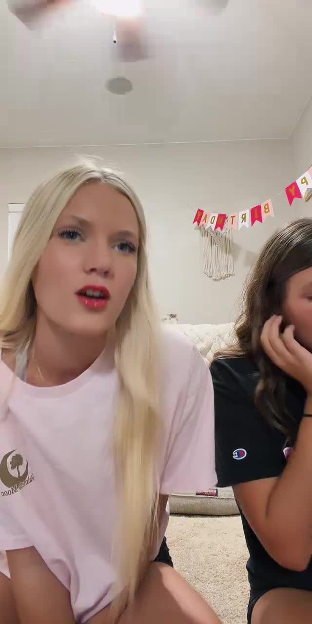 @chloethayerr TikTok live recording